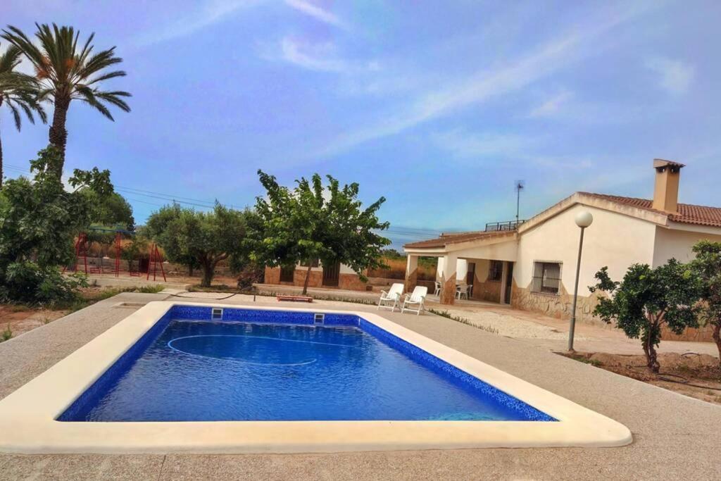 Villa Rustica Privada Con Gran Chalet Y Piscina Elche Dış mekan fotoğraf